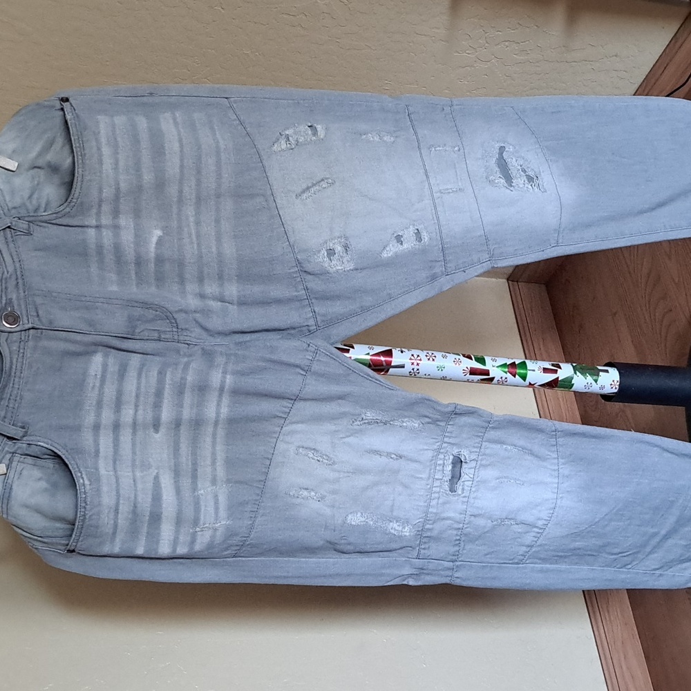Men's ARKETYPE Gray Distressed Jean